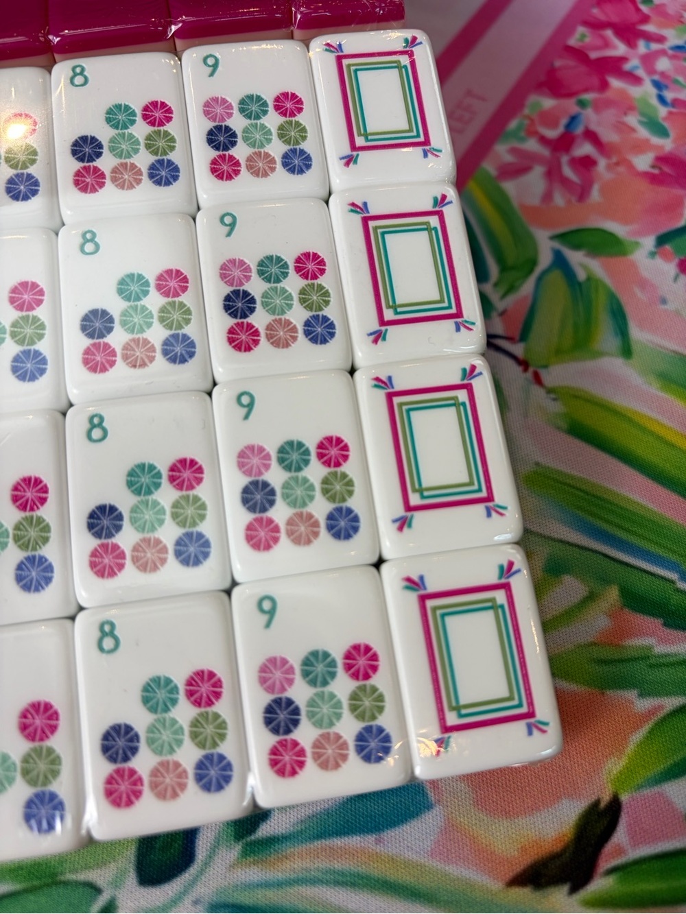 Pretty ๐ฌ๐ฉท Candy Pink Mahjong Tiles ๐๏ธ with Accessories - Picture 10 of 11